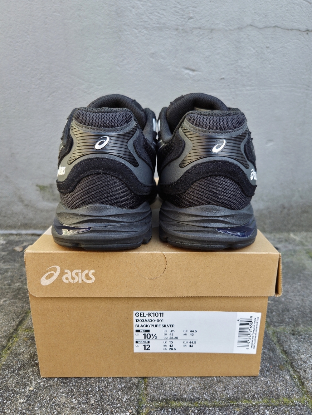 ASICS GEL-K1011 Sneakers Mens 10.5 Black Silver Running Shoes NEW - Picture 4 of 10